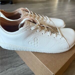 Vivo Barefoot Men's Cream Sneakers